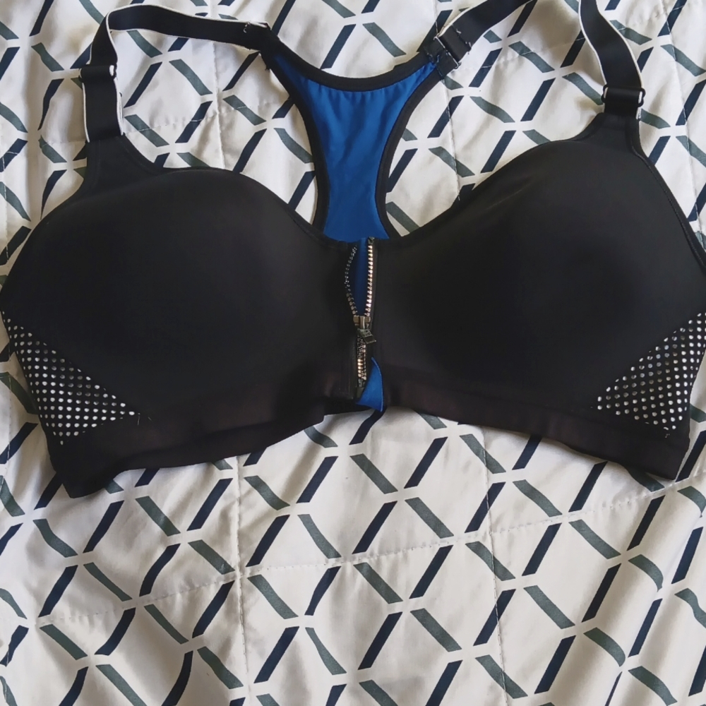 Sport bra Buy 2 items Get For $5.00
